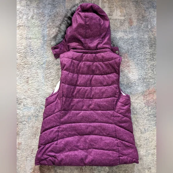 Green Tea Fluffy Furry Vest - Picture 3 of 4